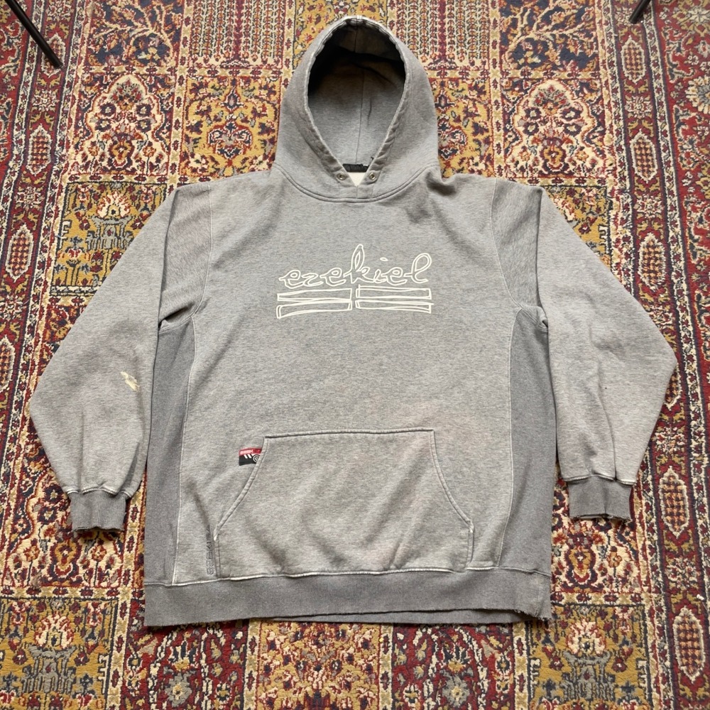 Ezekiel Gray Hoodie Sweatshirt Pullover Graphic Logo Mens Size L skate‎ rare
